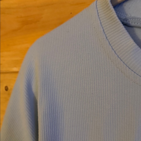 Wild Fable Light Blue Sweatshirt - Picture 3 of 4